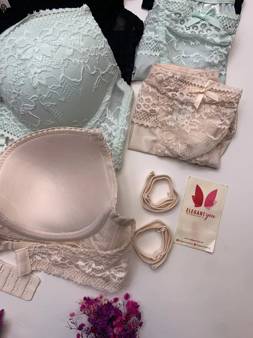 Bridal Lace Pattern Padded Pushup Wire Bra & Matching Underwear (001)